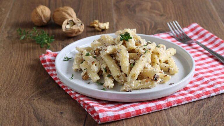 Ricotta and walnut pasta, a tasty recipe with the use of simple ingredients