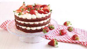 Red Velvet Cake: Amerikanisches Rezept für eine Süßigkeit voller Zartheit