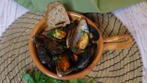 Mussel soup: recipe with only 3 ingredients the goodness is guaranteed