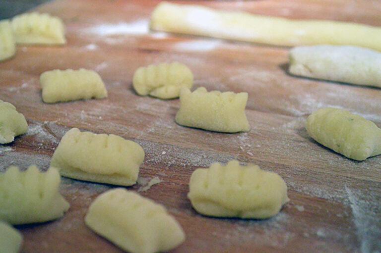 Картофельные вареники по простому рецепту