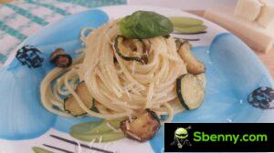 Spaghetti alla Nerano, abobrinha e provolone del Monaco