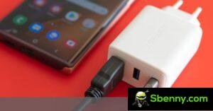 ACEFAST Smart Wall Charger-Hub A17 review