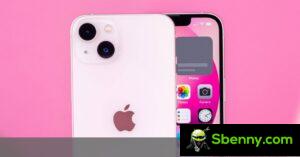Apple supplier has camera lens quality issues for iPhone 14