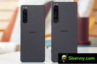 Sony Xperia 5 IV (left) and Xperia 1 IV (right)