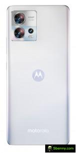 Motorola Edge 30 Fusion in Aurora White