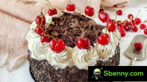 Торт «Черный лес», рецепт знаменитого шоколадного торта родом из Германии.