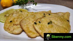 Chicken escalopes with lemon without butter