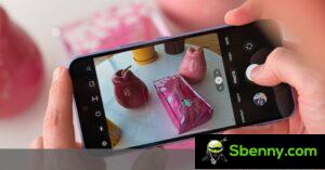 La nostra recensione video del Samsung Galaxy A54 è ora disponibile