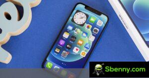 iOS 17.1 will arrive by October 24 and includes the SAR fix for iPhone 12 in France