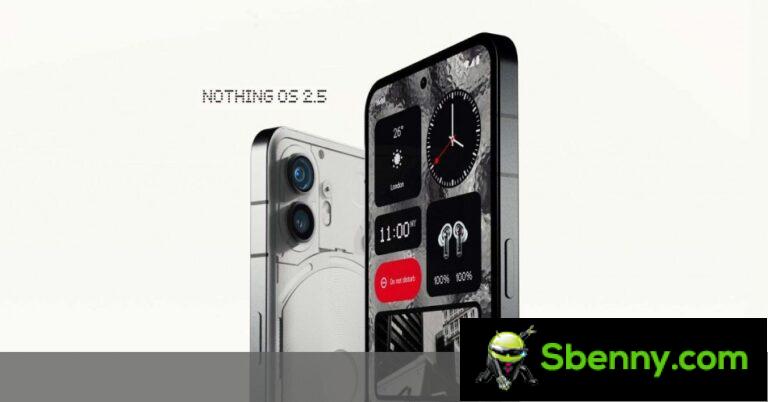 No stable OS 2.5 update now available for Phone (2) users.