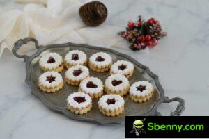 Linzer biscuits: a classic of the Austrian Christmas tradition