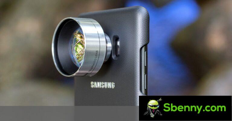 Flashback: The strange add-ons that boosted the Samsung Galaxy S’ cameras