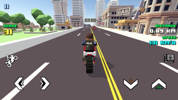 Gameplay screenshot from blocky moto racing bike rider for Android