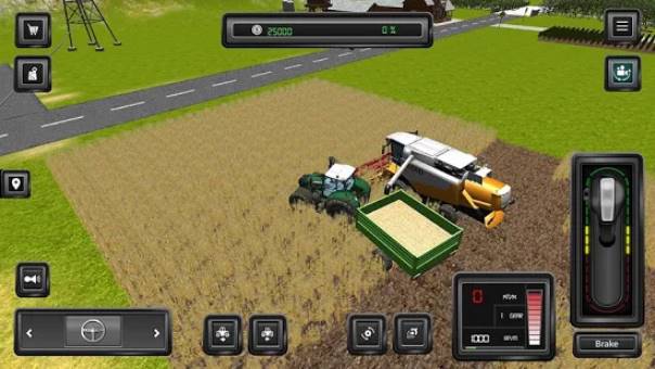 Gameplay screenshot from farming evolution tractor for Android