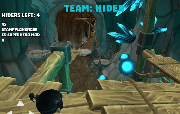Gameplay screenshot from hide and seek peek a boo for Android