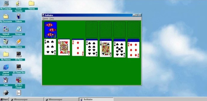 Gameplay screenshot from win 98 online simulator without ads for Android
